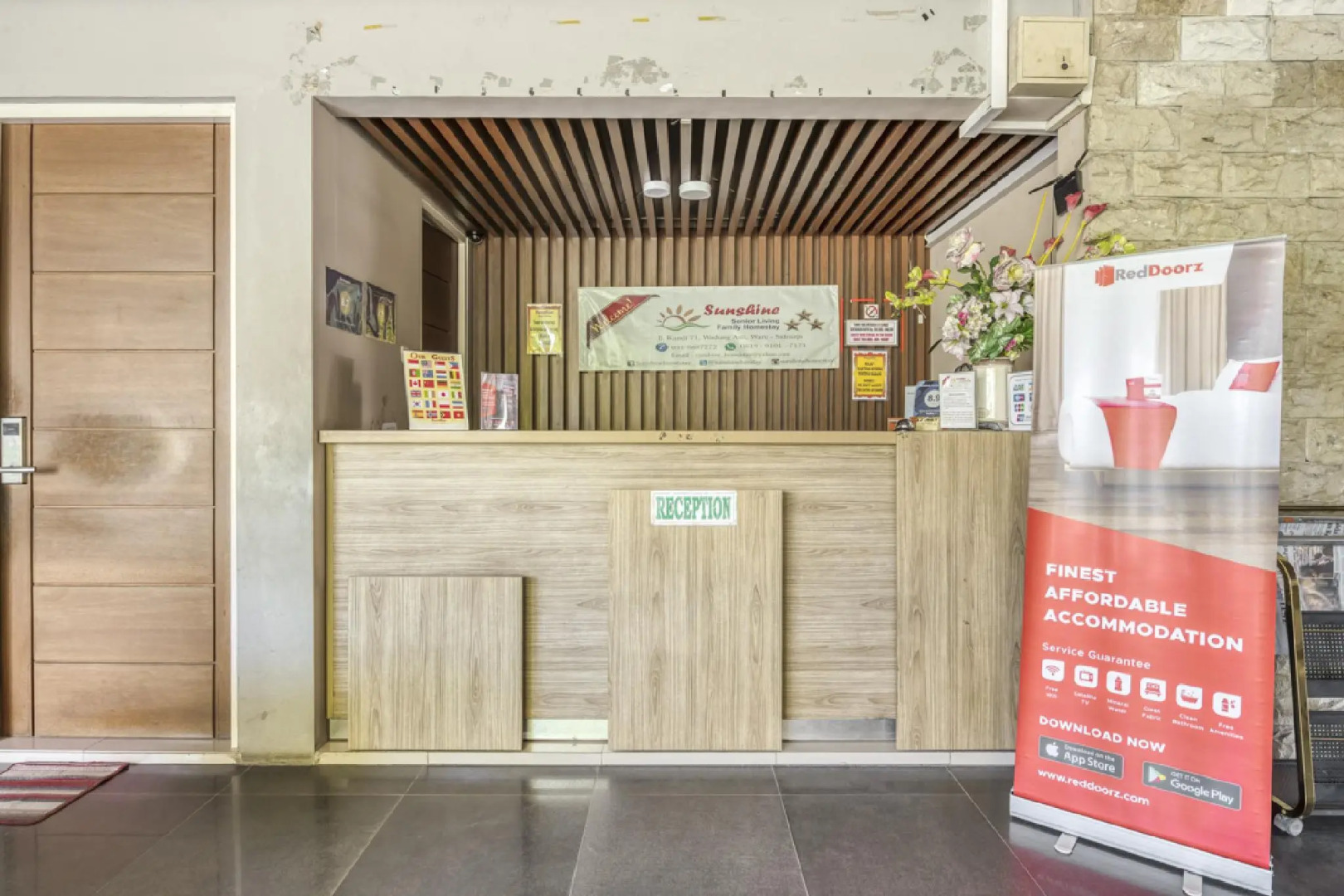 Sunshine Family Homestay near Terminal 1 Juanda Airport