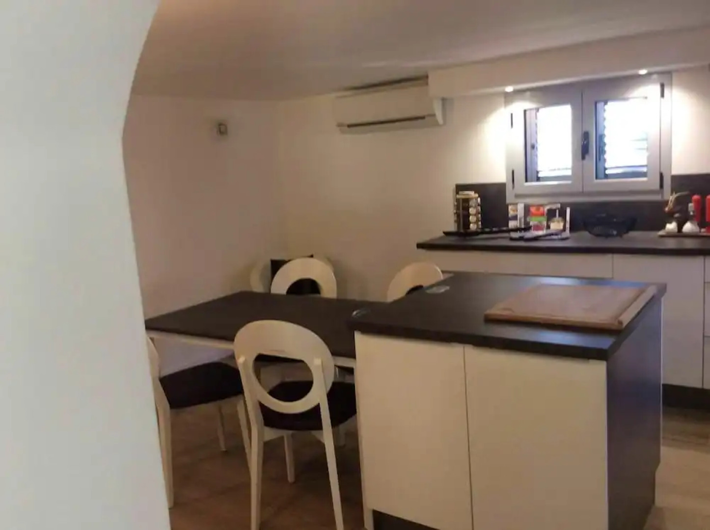 Apartment With one Bedroom in Santa-maria-di-lota, With Wonderful sea View, Enclosed Garden and Wifi