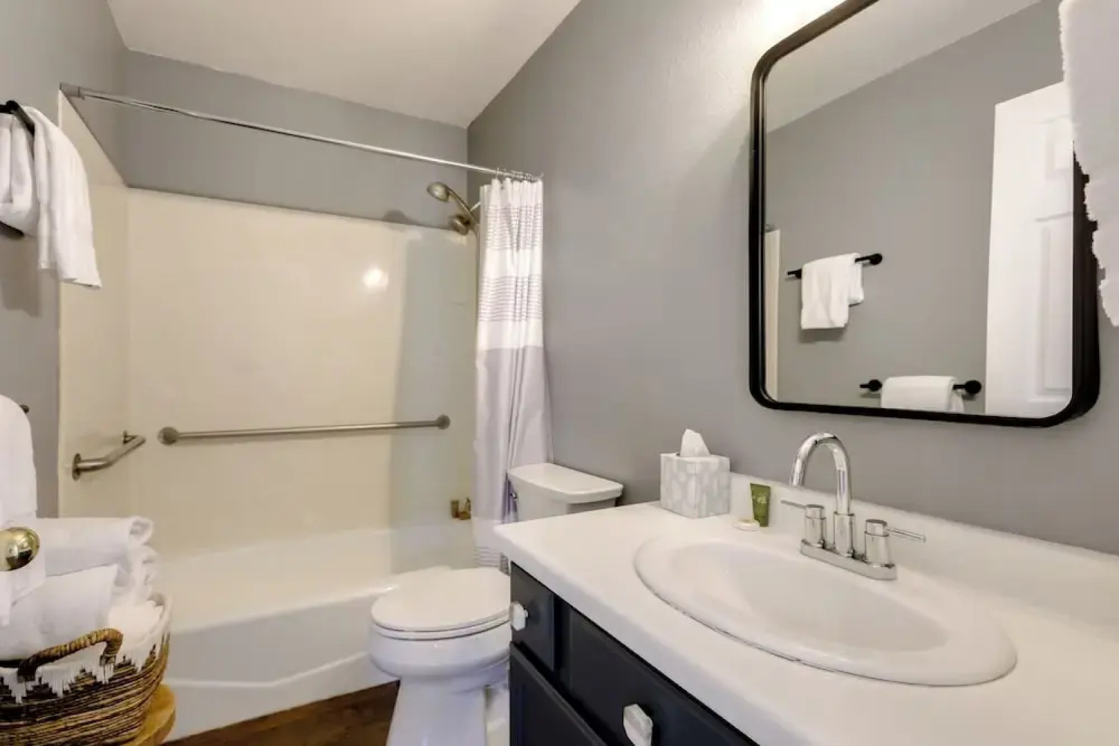 Glenwood Springs Mountain Escape: 5 Mi to Town!