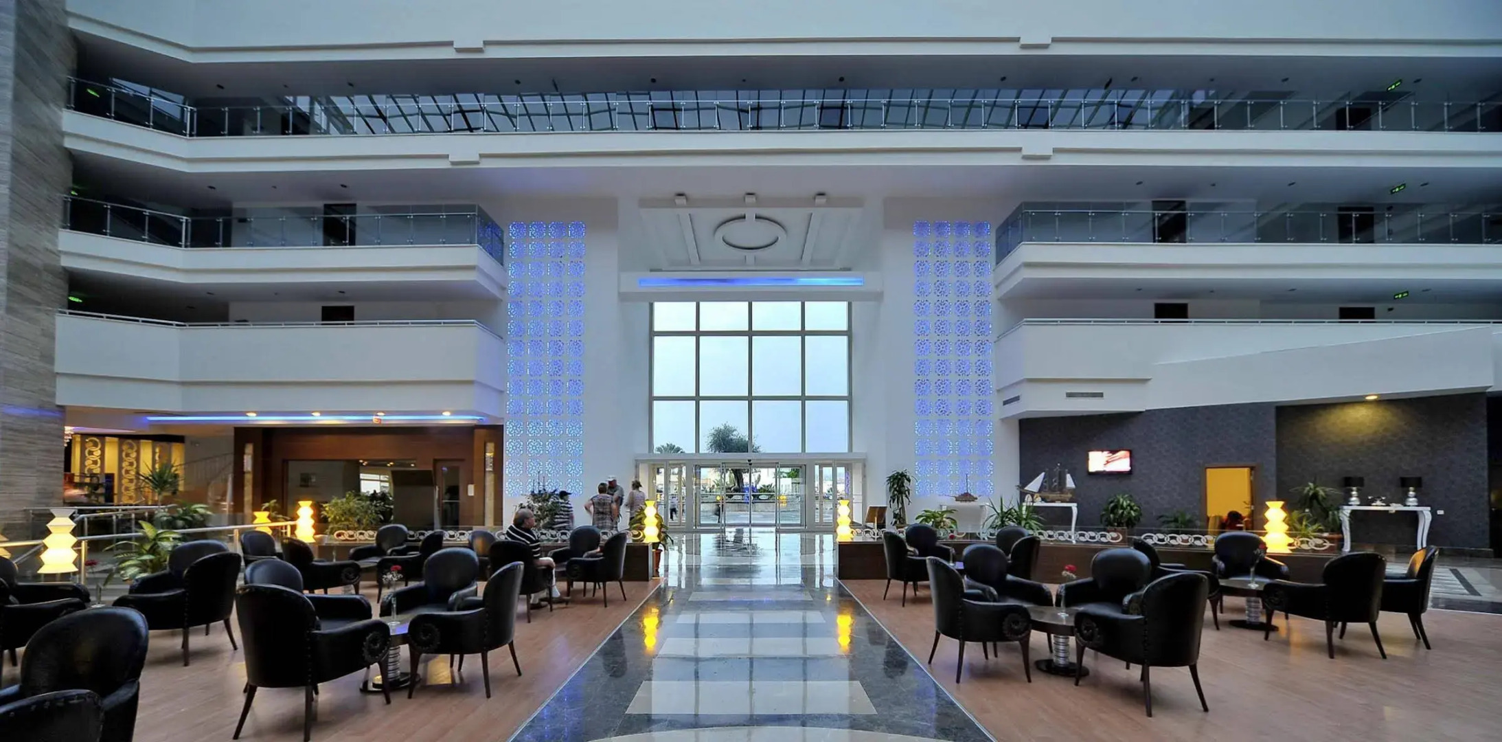 Seaden Sea World Resort & Spa