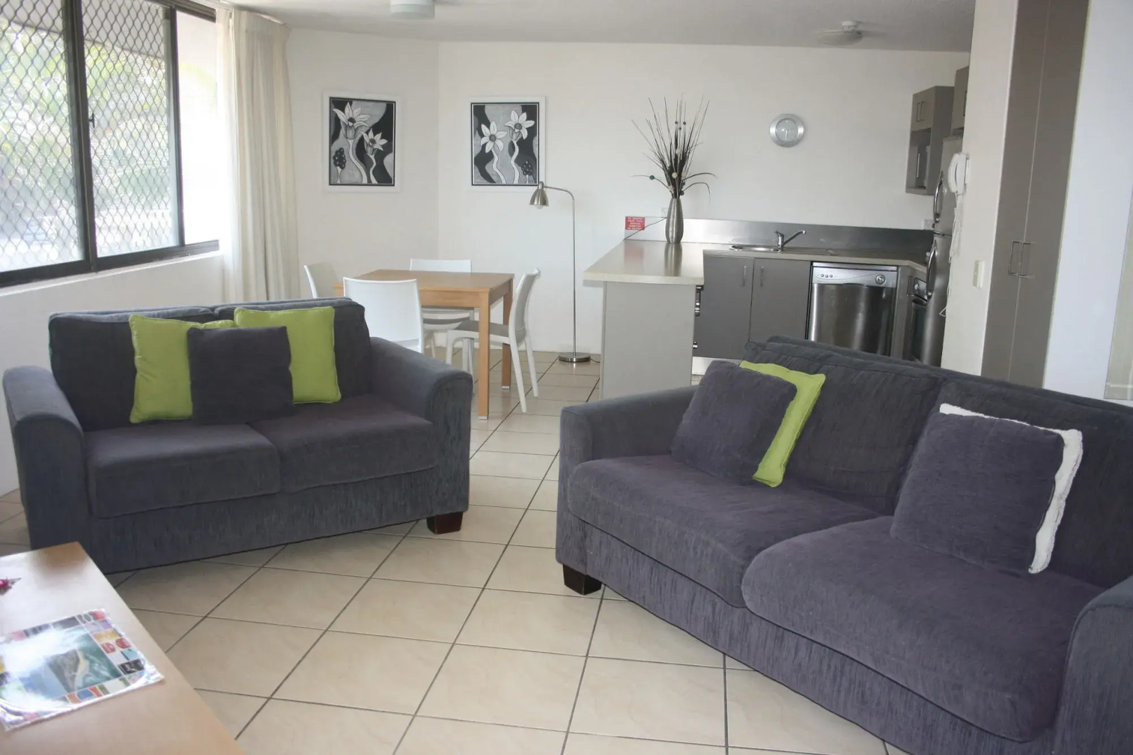 Mylos Holiday Apartments