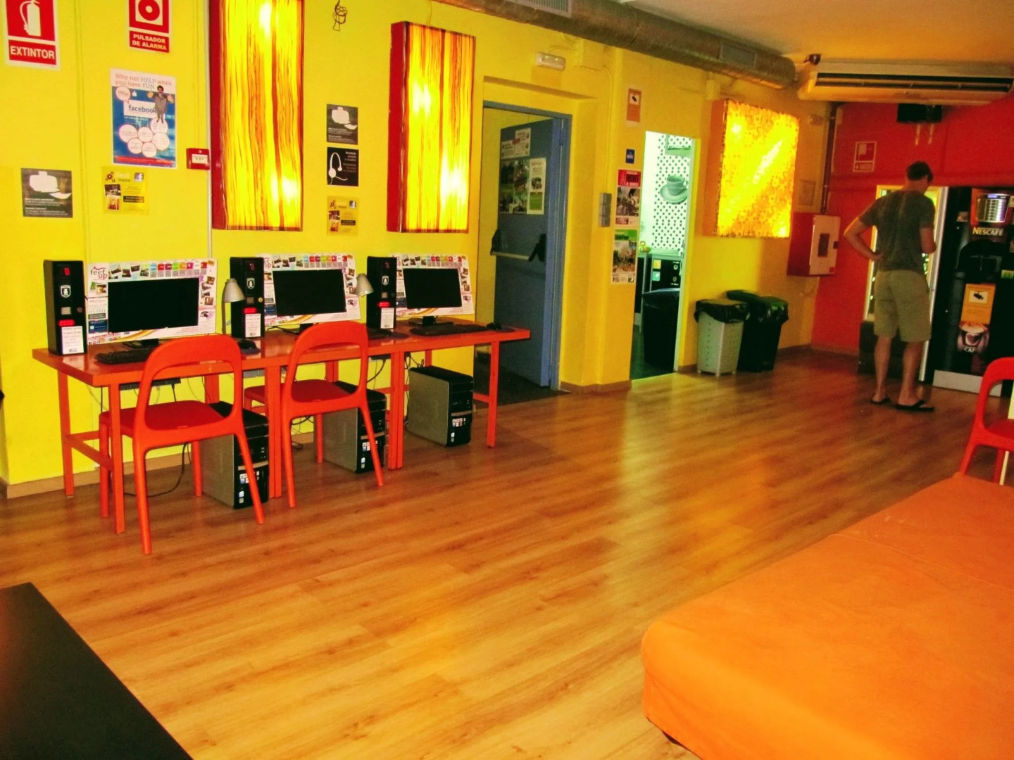 Onefam Les Corts Hostel