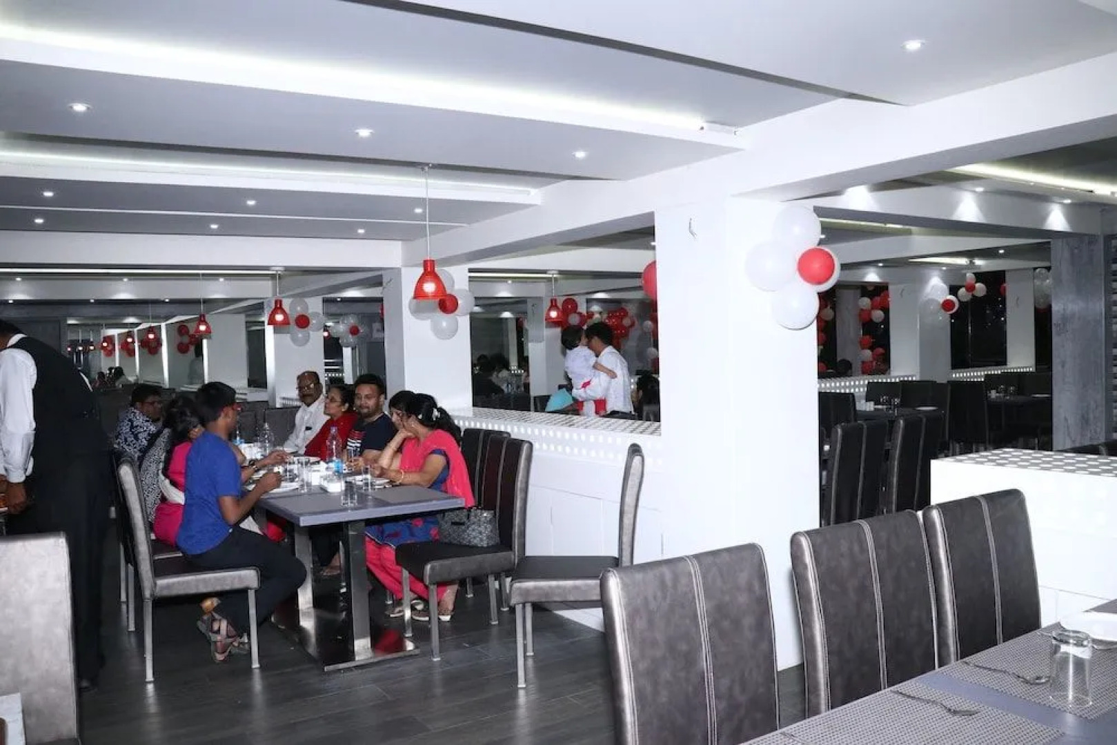 Hotel Palms Residency