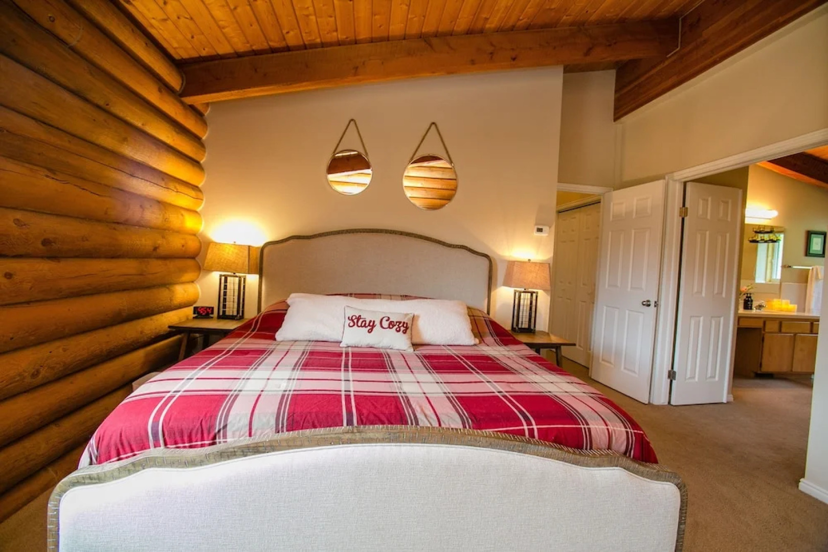 Nederland Getaway 4 Bedroom Home by RedAwning