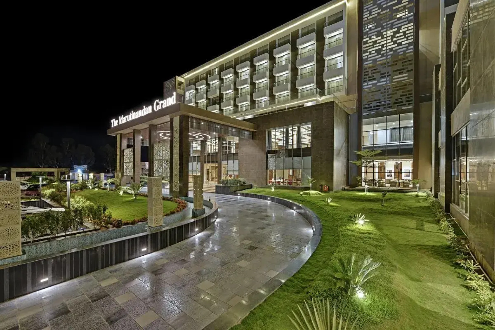 The Maruti Nandan Grand