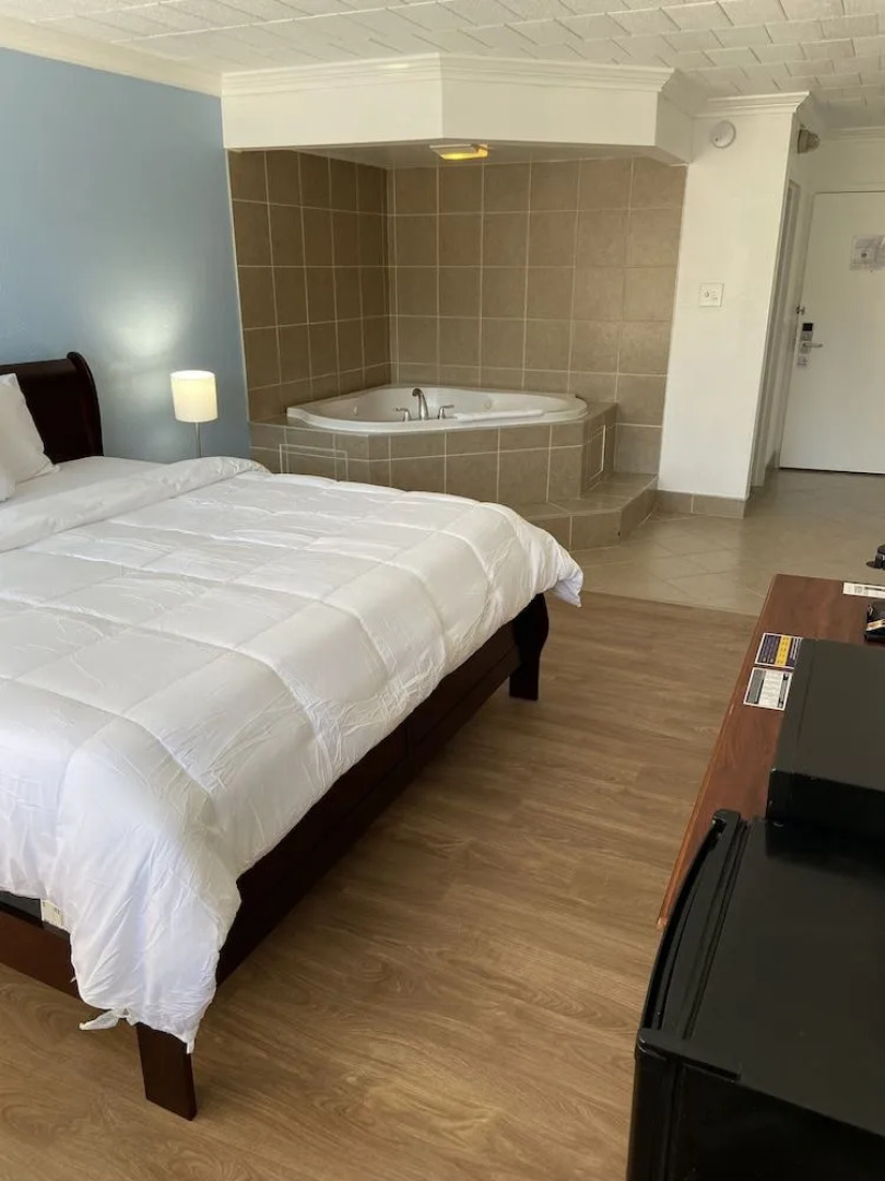 Ramada by Wyndham Butler/Tesla Biohealing Resort