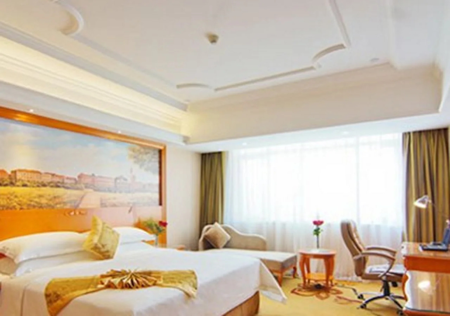 Vienna International Hotel Guigang Hecheng Road Branch