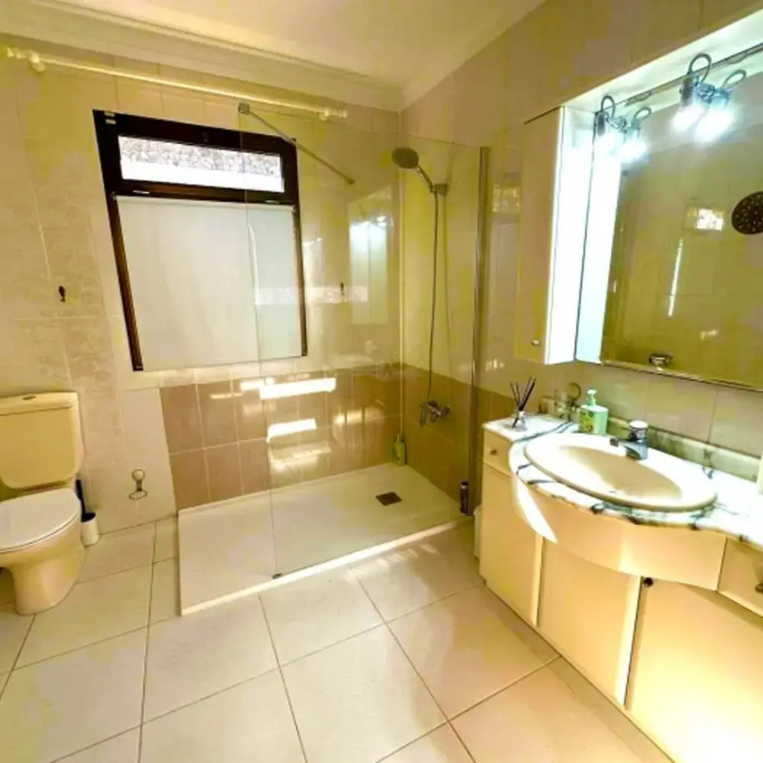 Villa in La Orotava 7 Bedrooms 1 bed 7 Baths