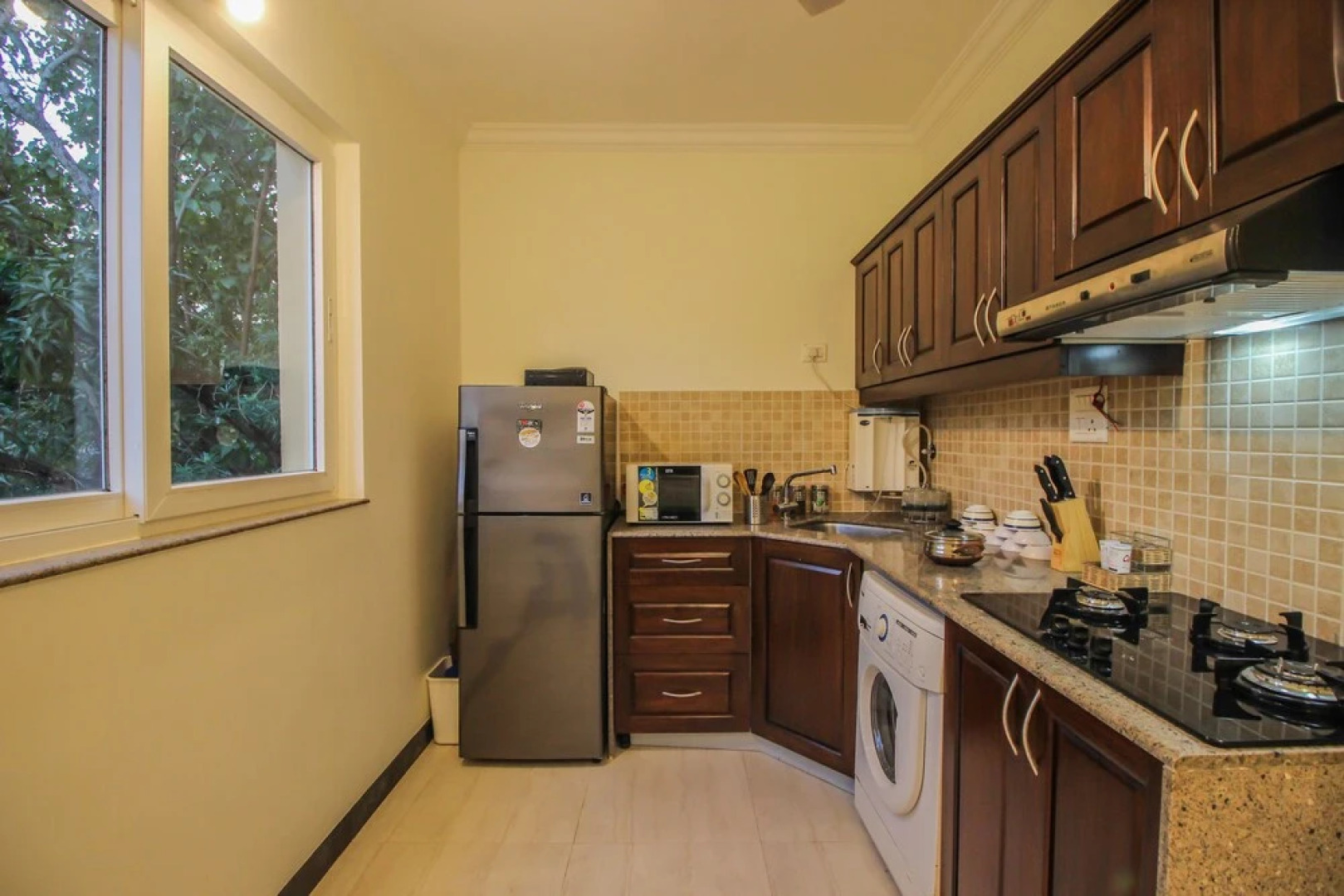 OYO 10801 Home Pool View 2BHK Siolim