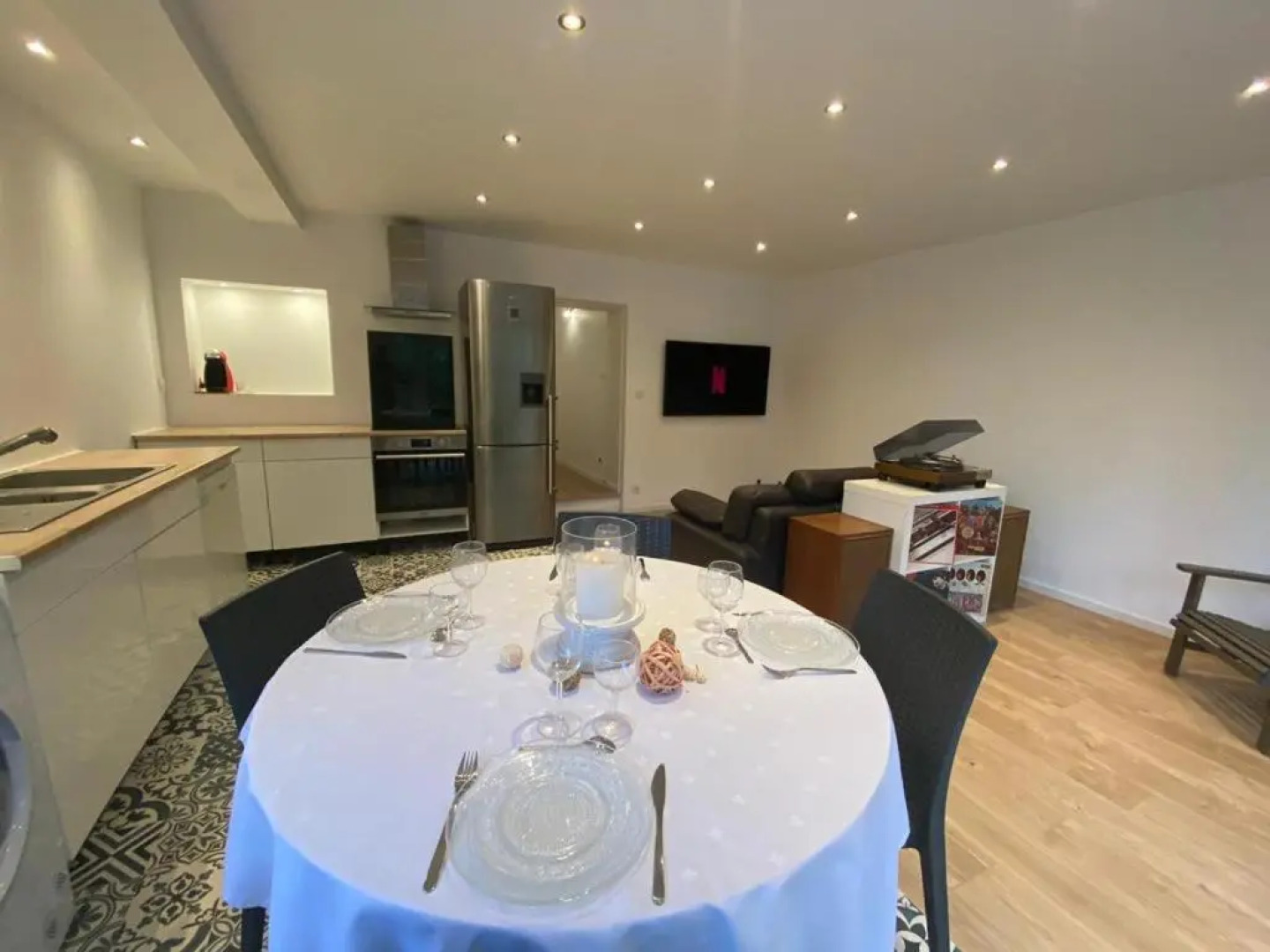 Très grande Villa pour 1 famille ou plusieurs...