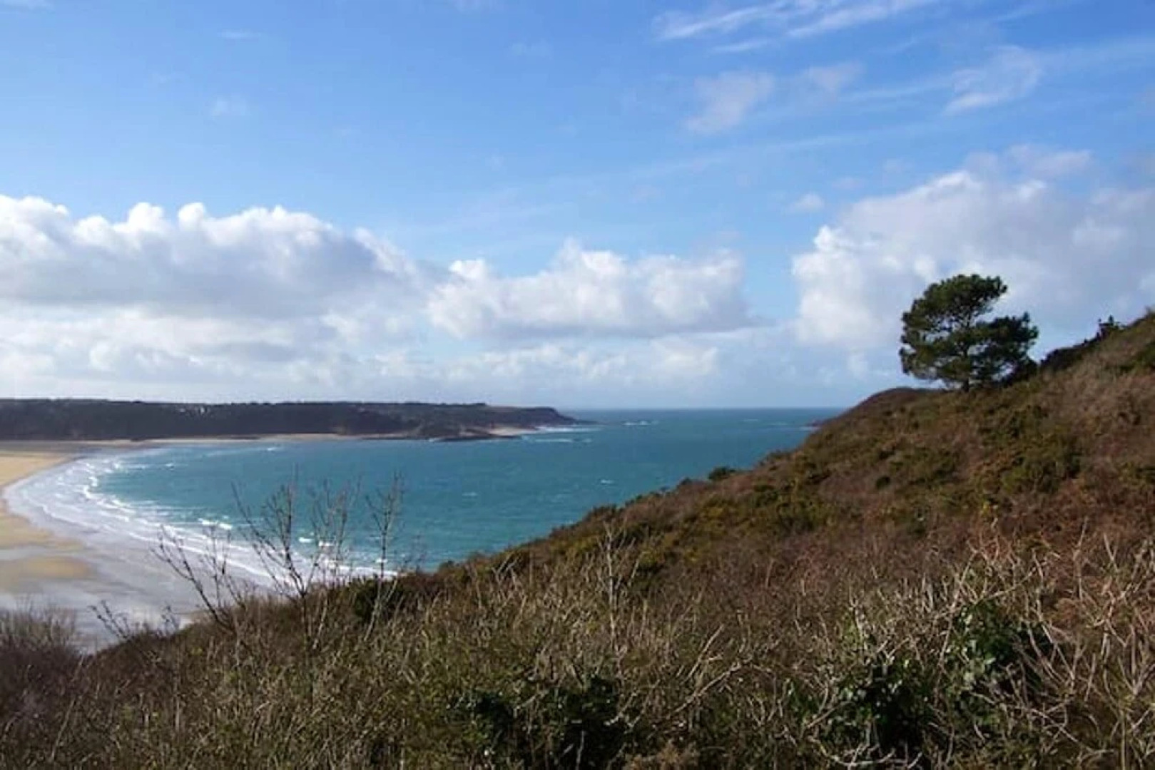 House With 4 Bedrooms in Plurien, With Enclosed Garden and Wifi - 800 m From the Beach