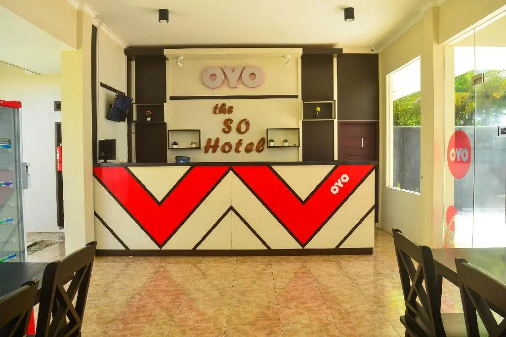 OYO 816 The SO Hotel