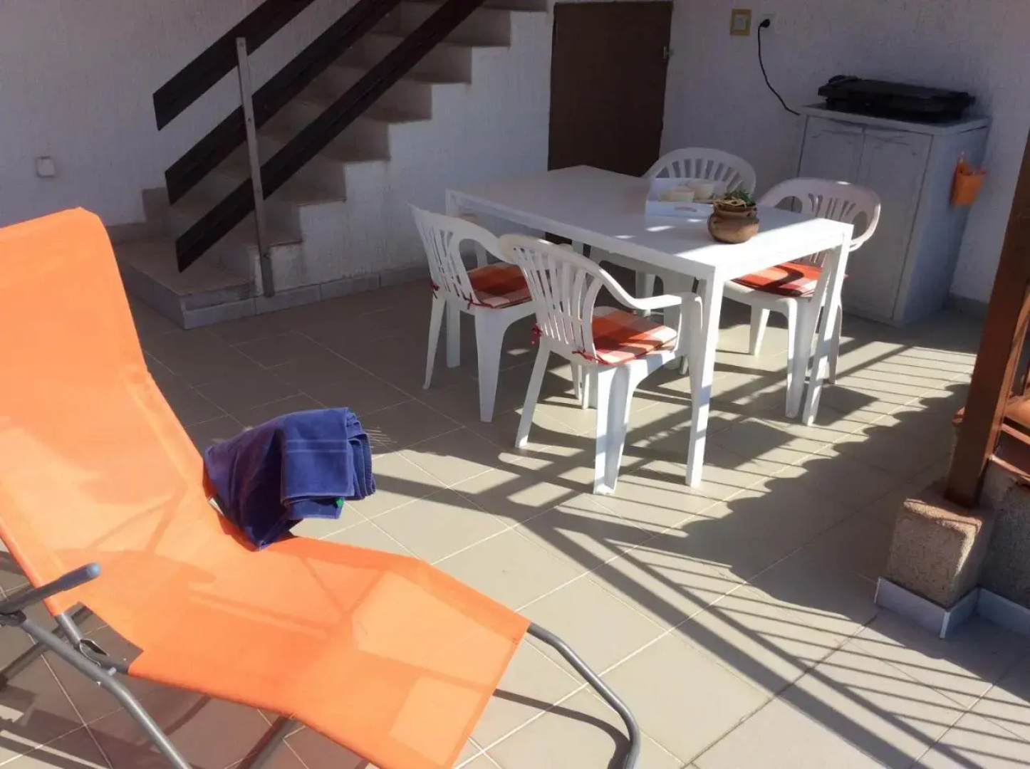 Lovely Apartment in Pirovac With Balcony