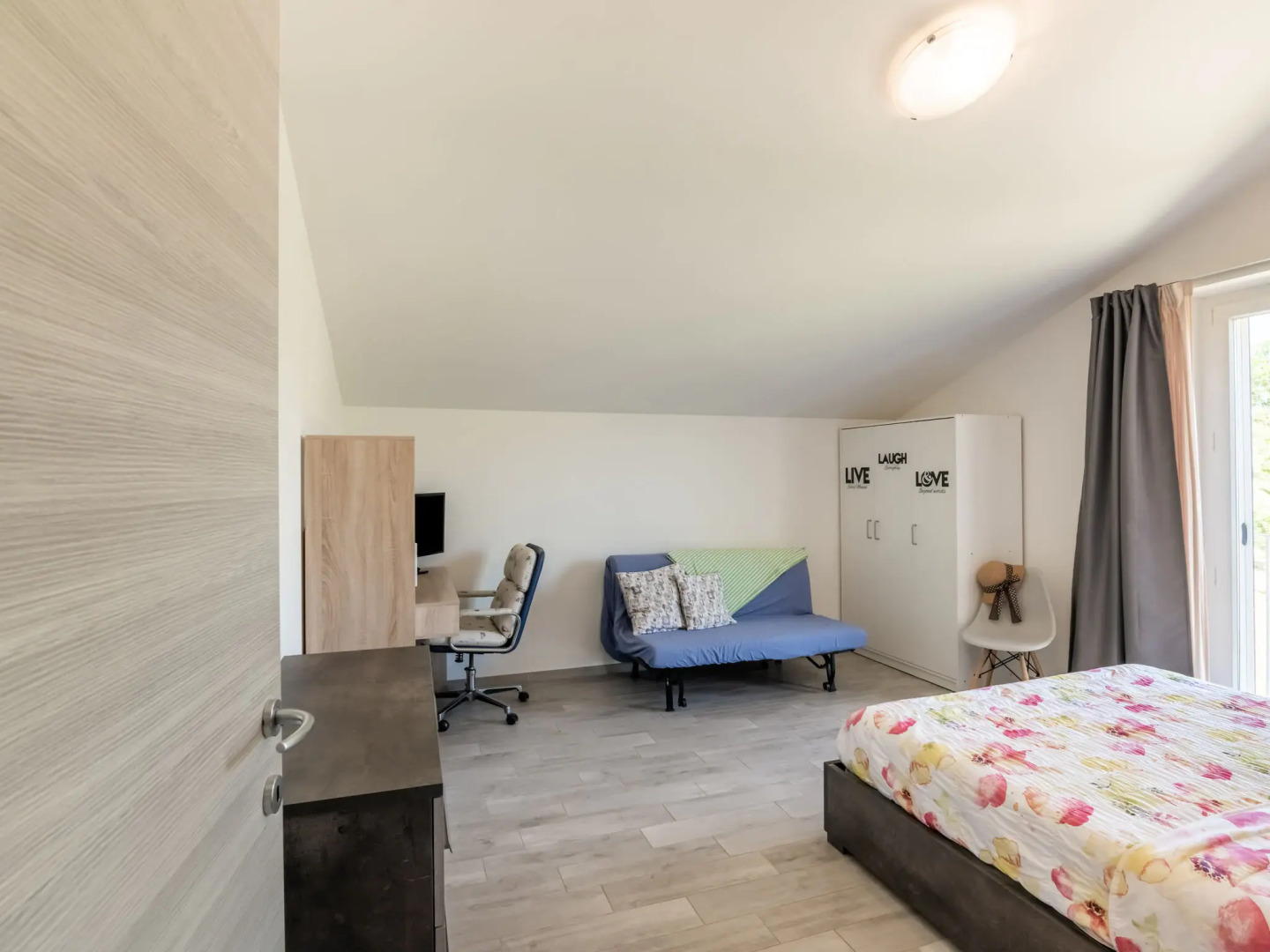 Rural apartment in Matelica with shared pool