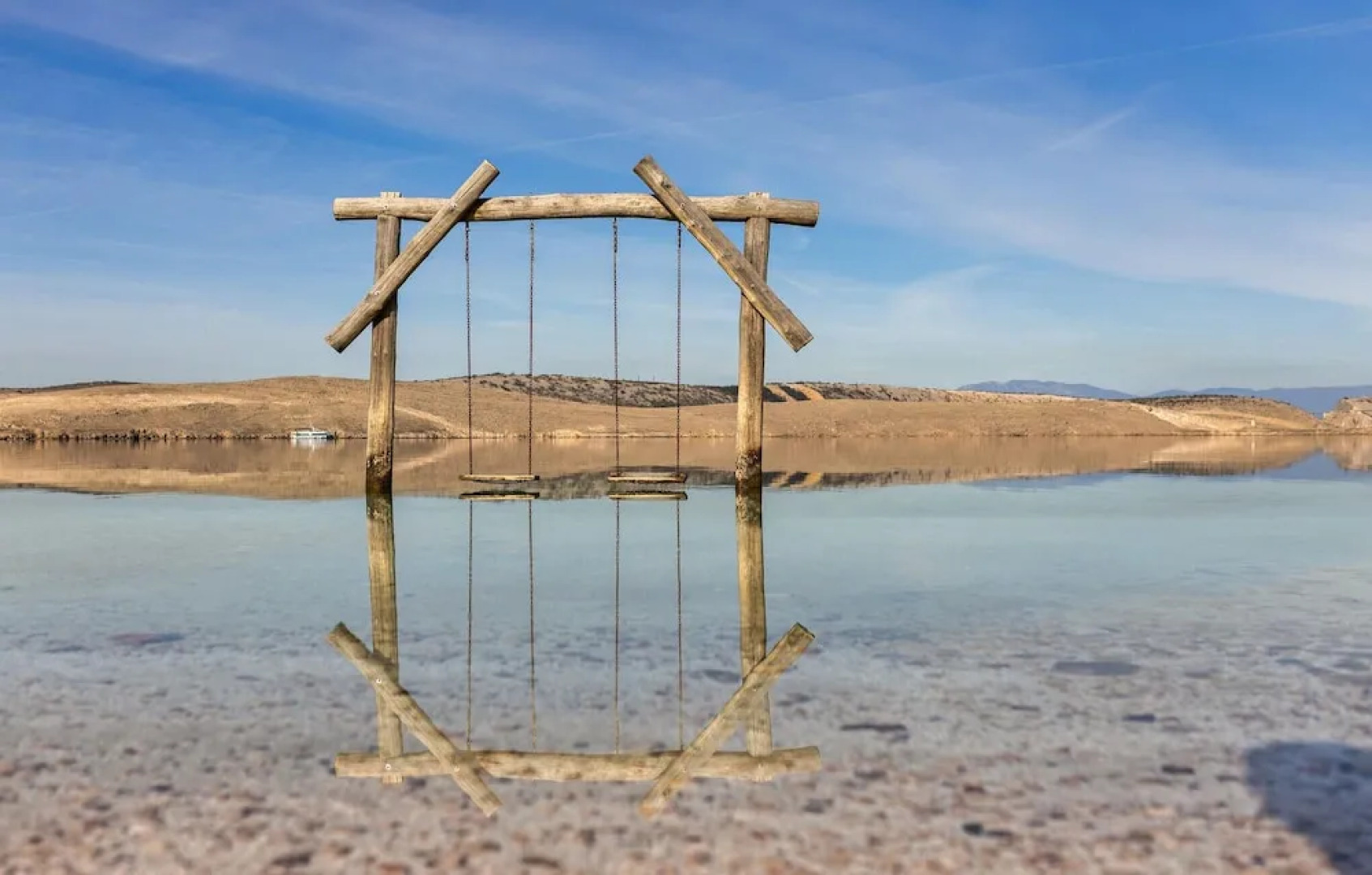 Stunning Home in Smrika With Wifi and 3 Bedrooms