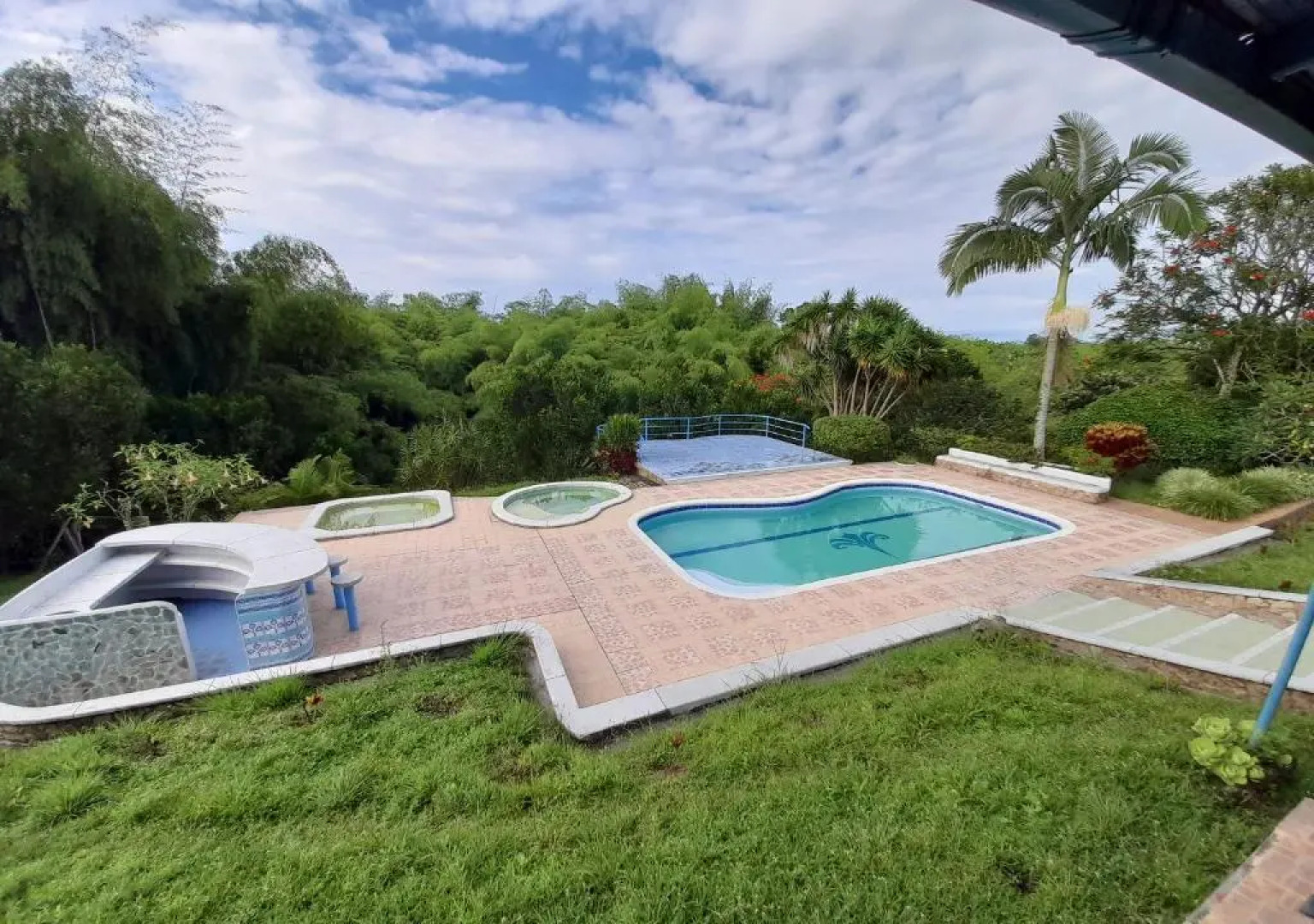 HOTEL BOUTIQUE - CAMPESTRE - BRUGMANSIA - Fincahotel