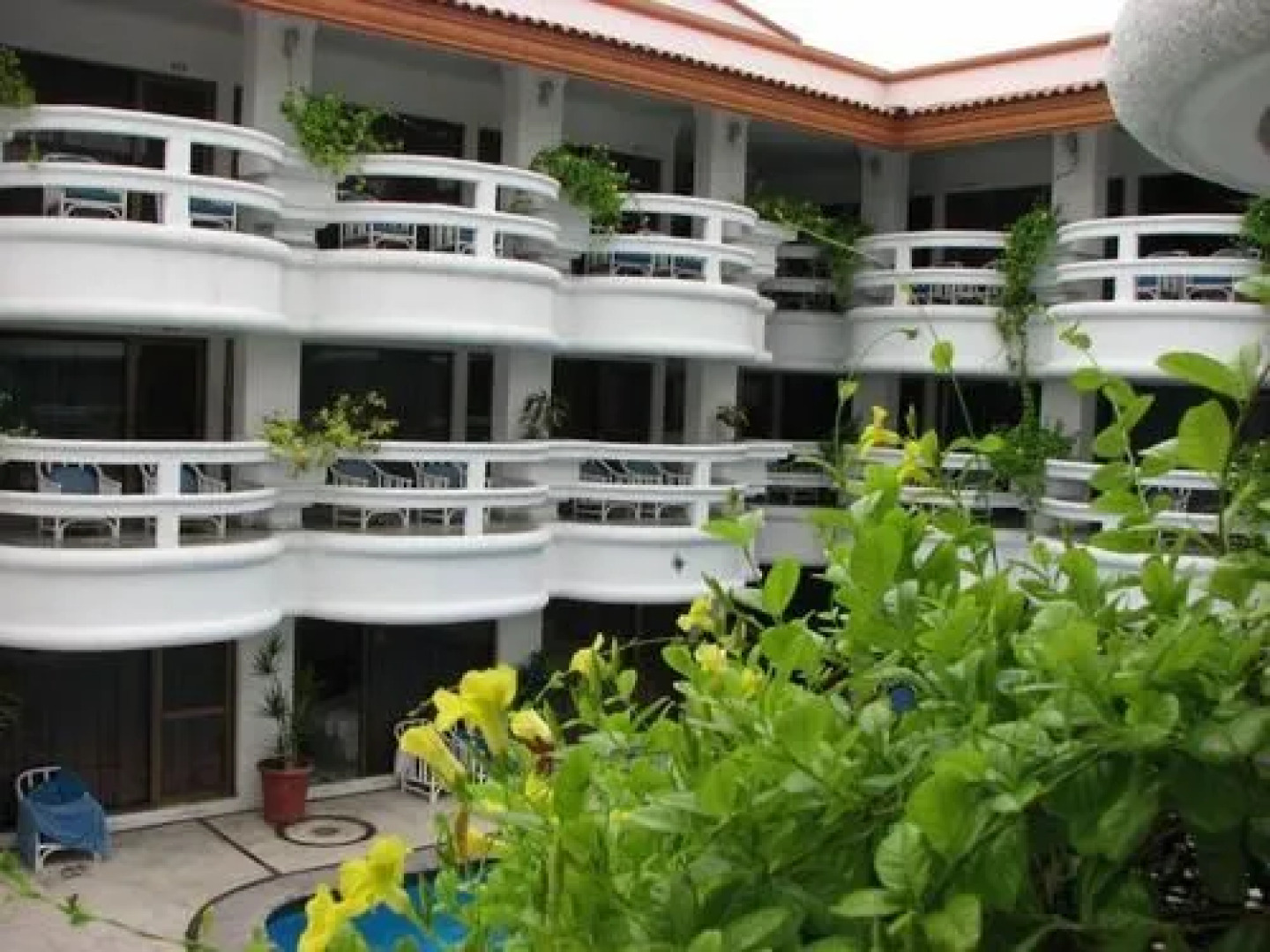 Hotel & Suites Plaza Manzanillo