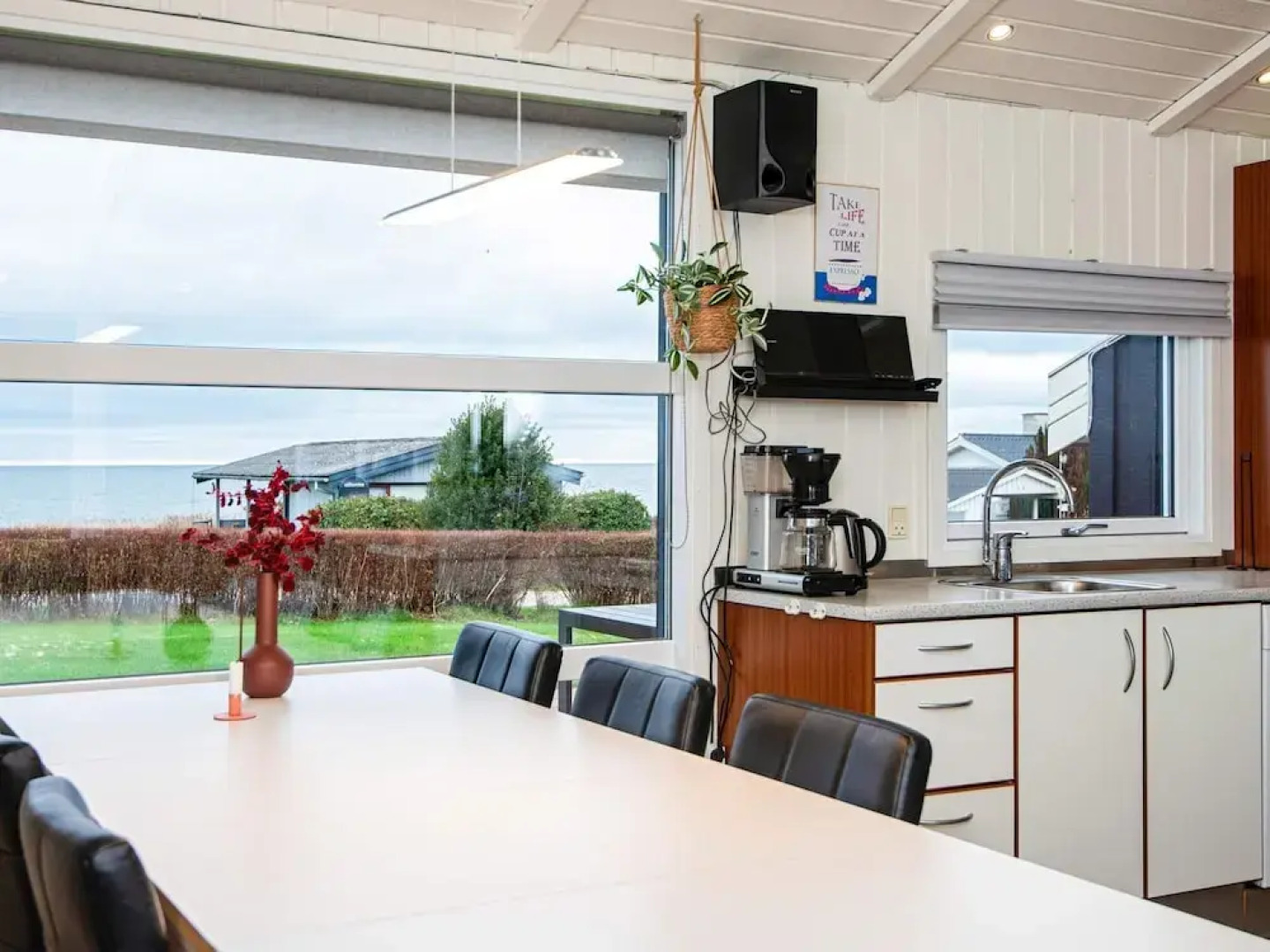 10 Person Holiday Home in Allingabro-by Traum