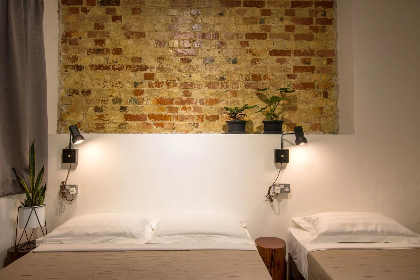 The Brownstone Hostel & Space