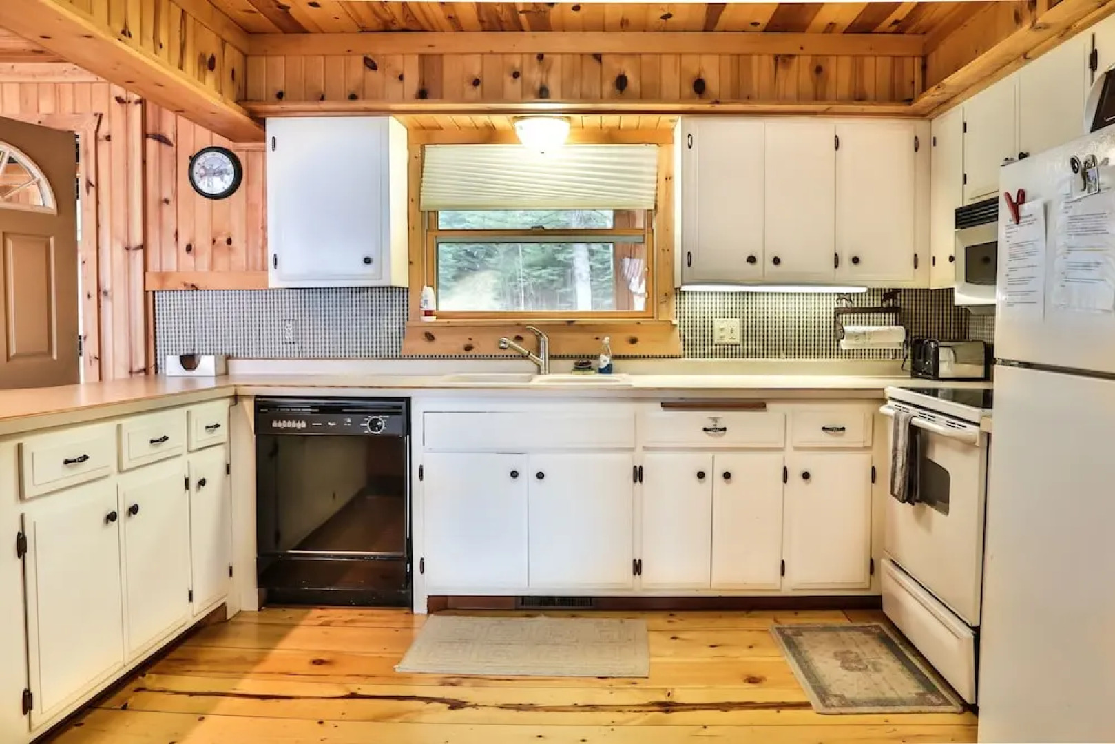 Found Paradise 2 - 3 Br Home