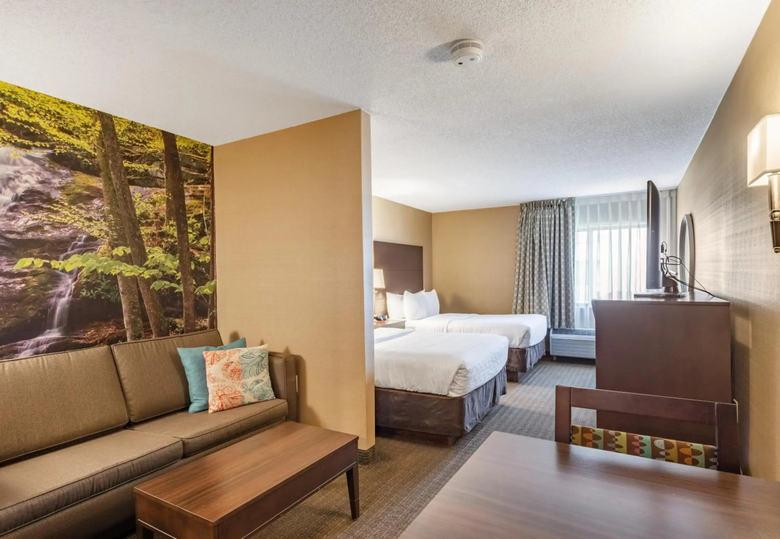 Clarion Pointe Harrisonburg