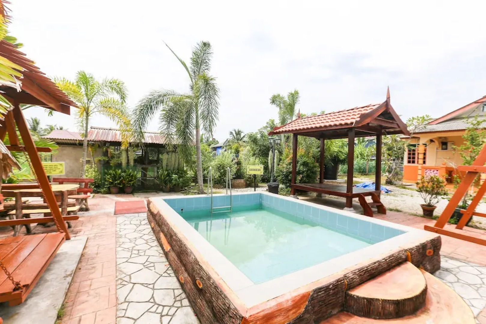 OYO 89887 Chalet Yunie