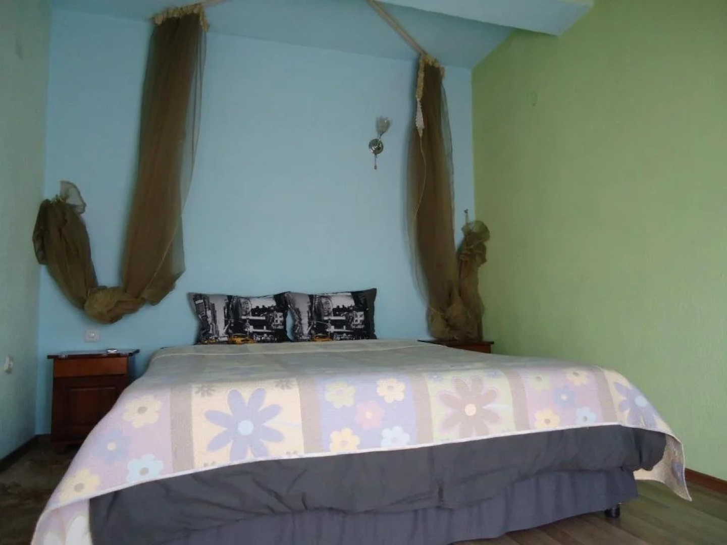 Dionis Hotel
