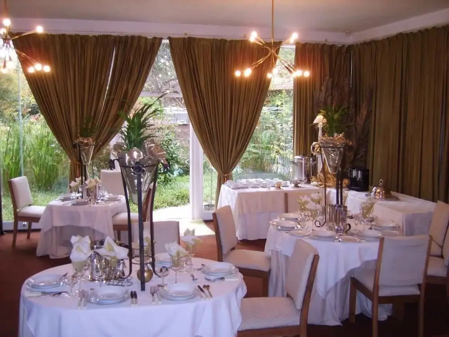 Emerald Guest House Springs