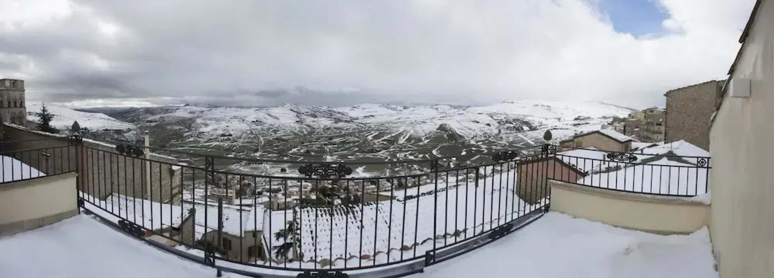 Apartment With one Bedroom in Gangi, With Furnished Balcony and Wifi - 20 km From the Slopes