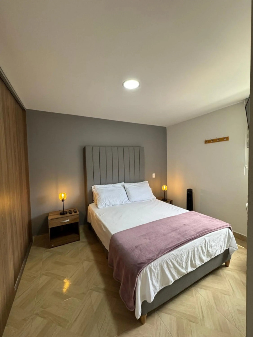 Sabaneta, apartment, Parking, Pool & with club in the sky!