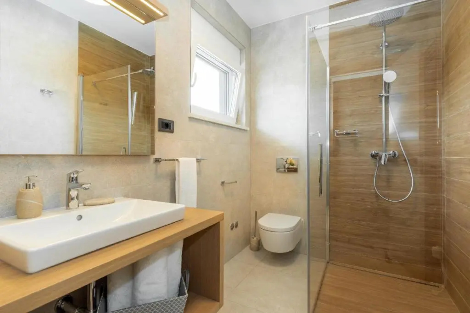 Luxurious Villa Laurea