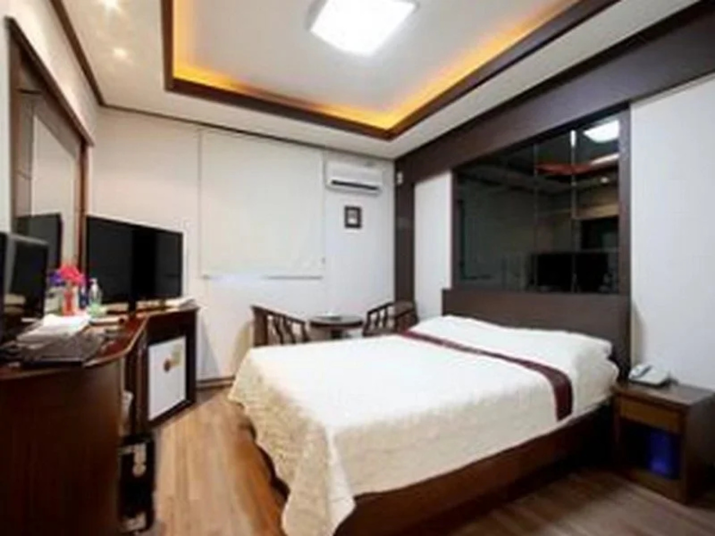 Valentine Motel & Pension