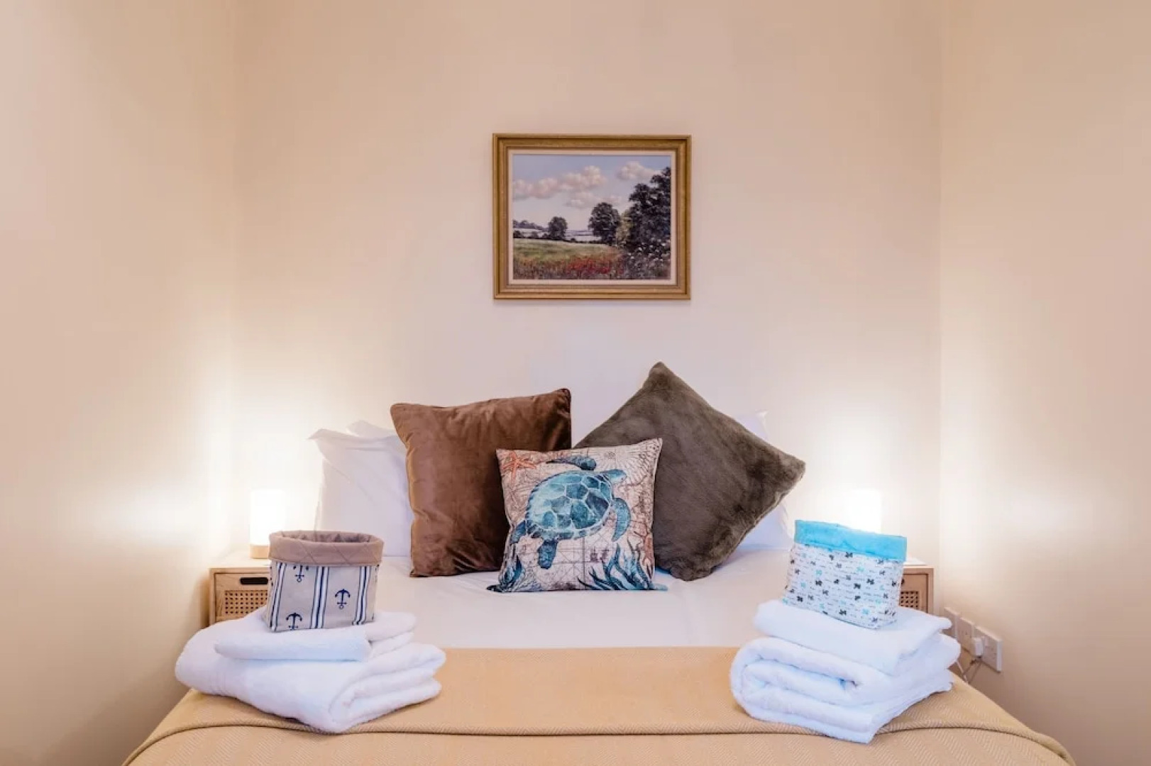 Whitstable's Beachcombers, Sleeps 10, Dog Friendly