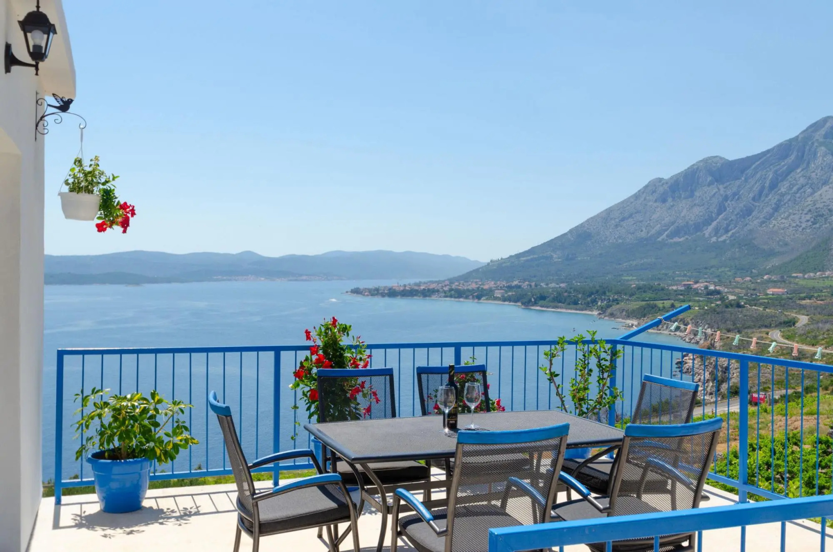 House Deja Blue in Orebic