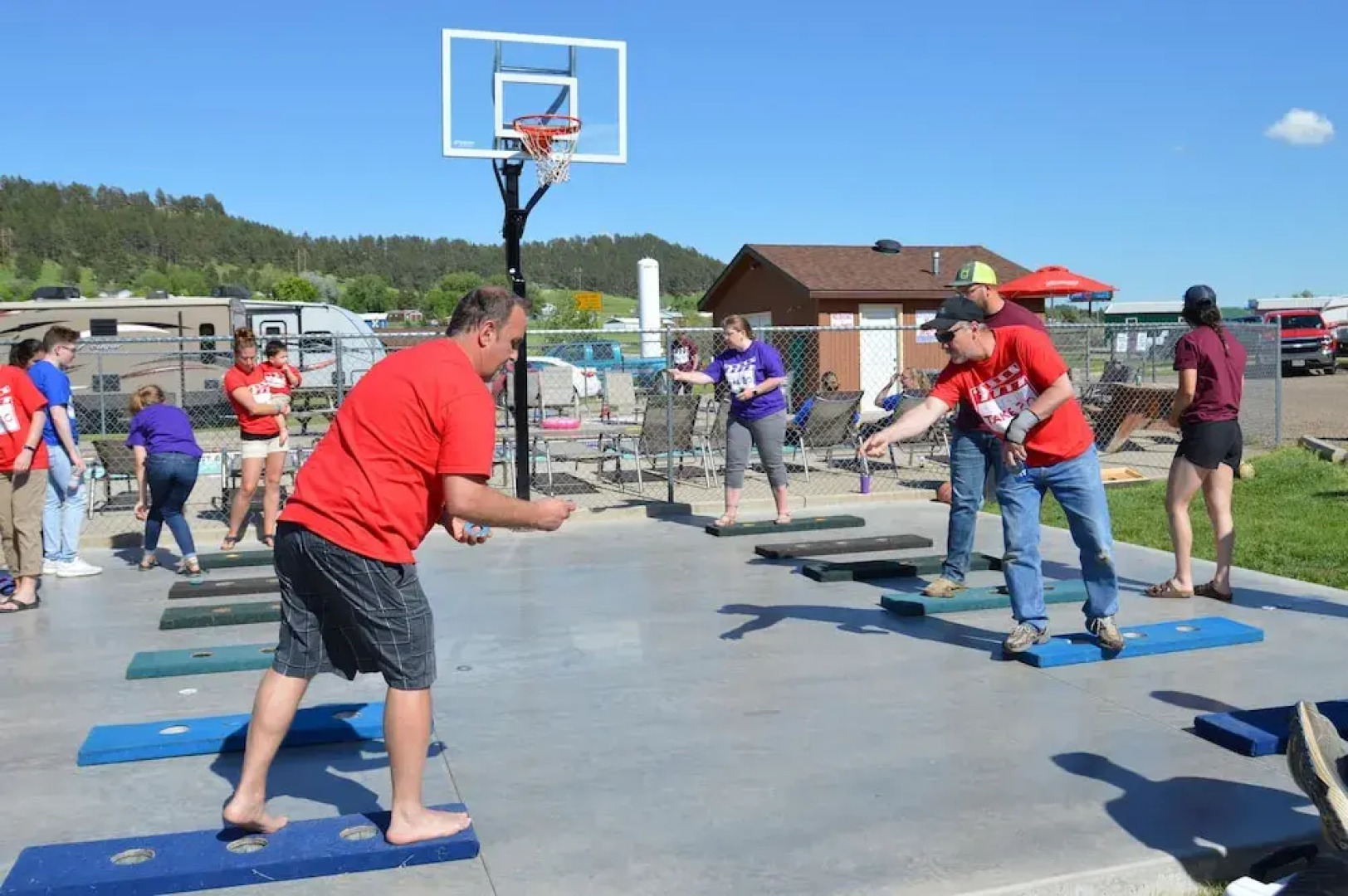 No Name City Luxury Cabins & RV