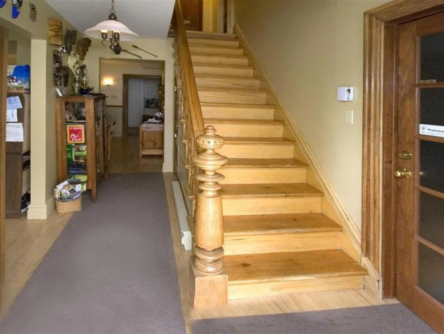 Une Fleur au Bord de l'Eau