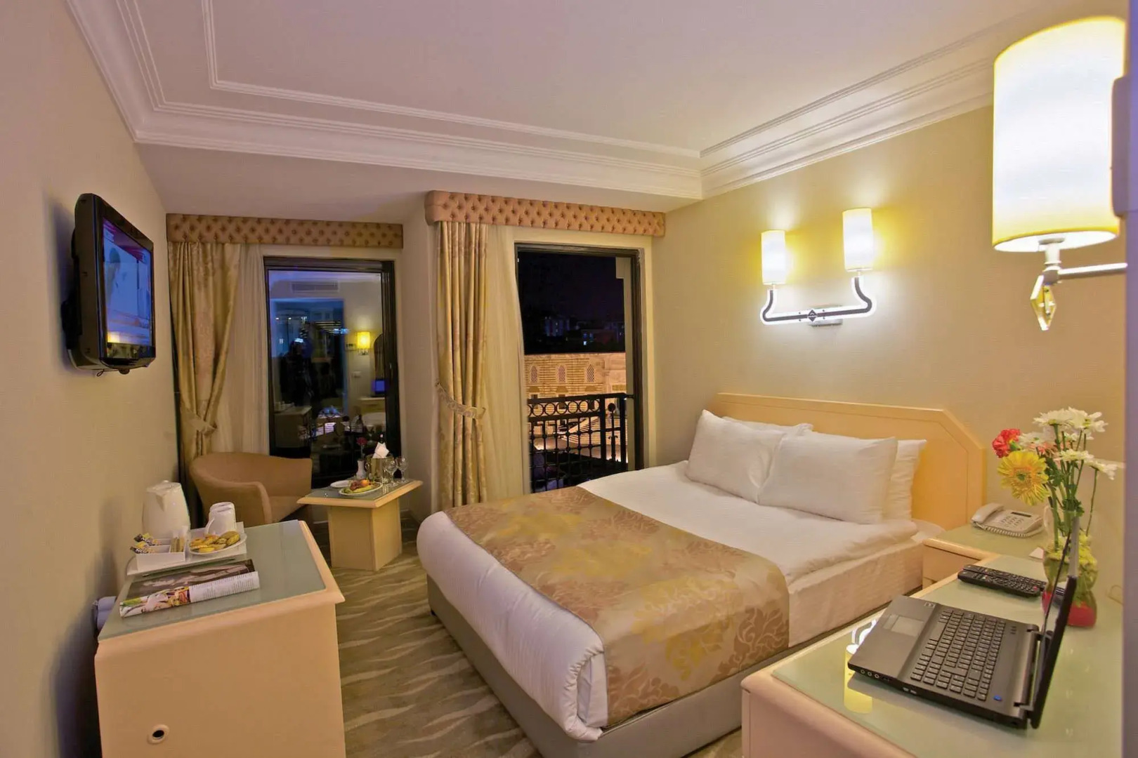 The Time Hotel Old City