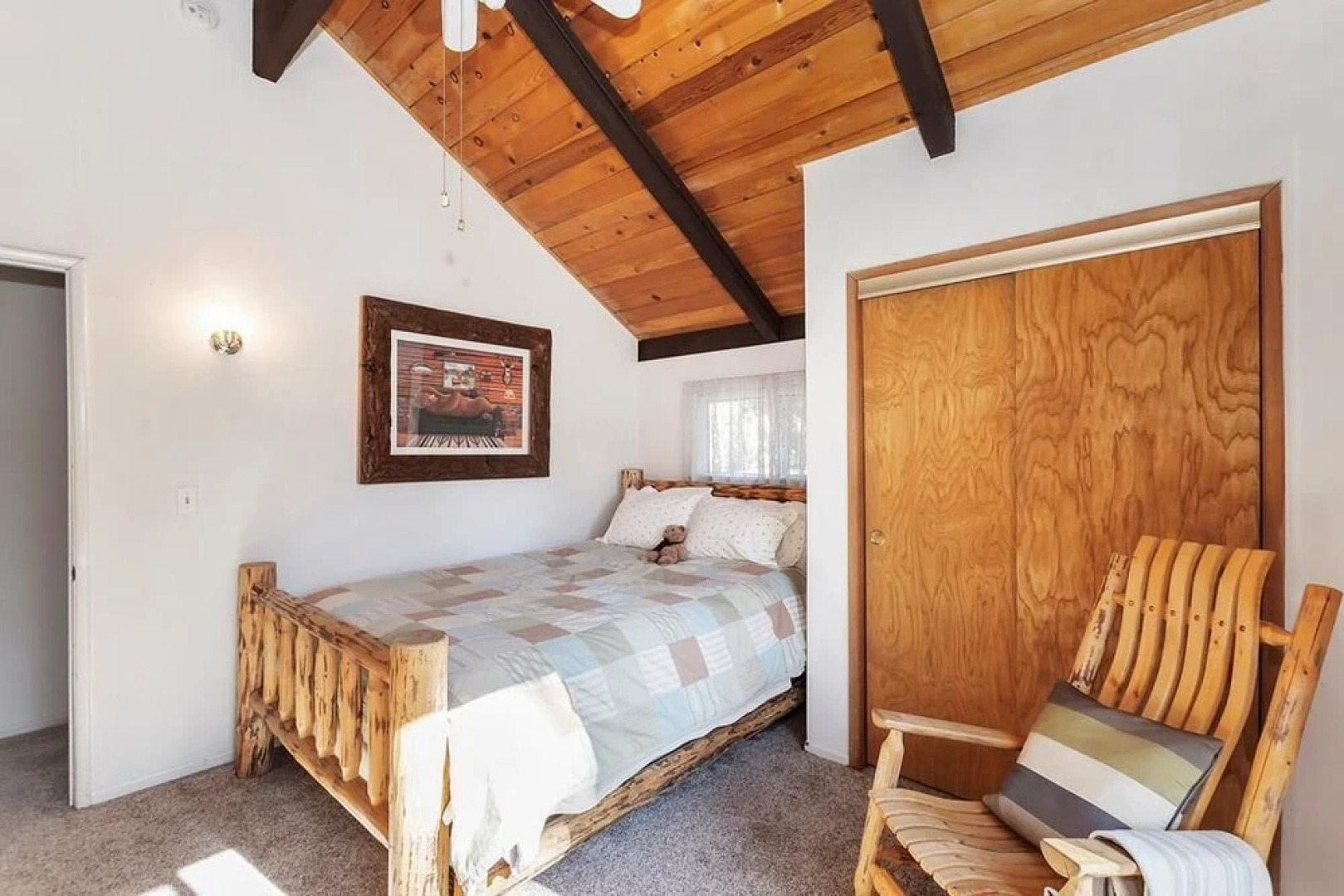 044 - Lazy Bear Chalet