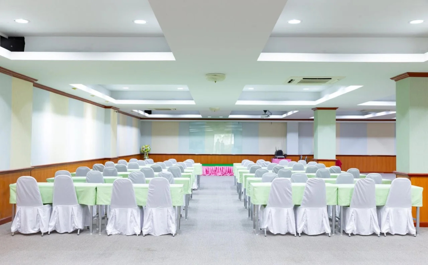 Rimnam Hotel Suk Sawat 70