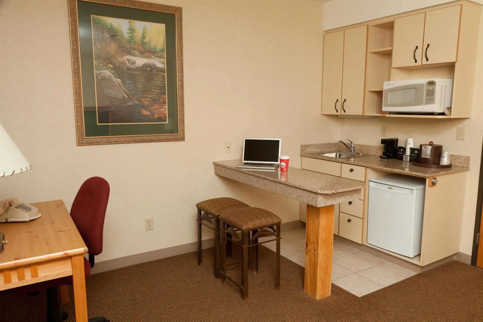 Best Western Golden Spike Inn & Suites