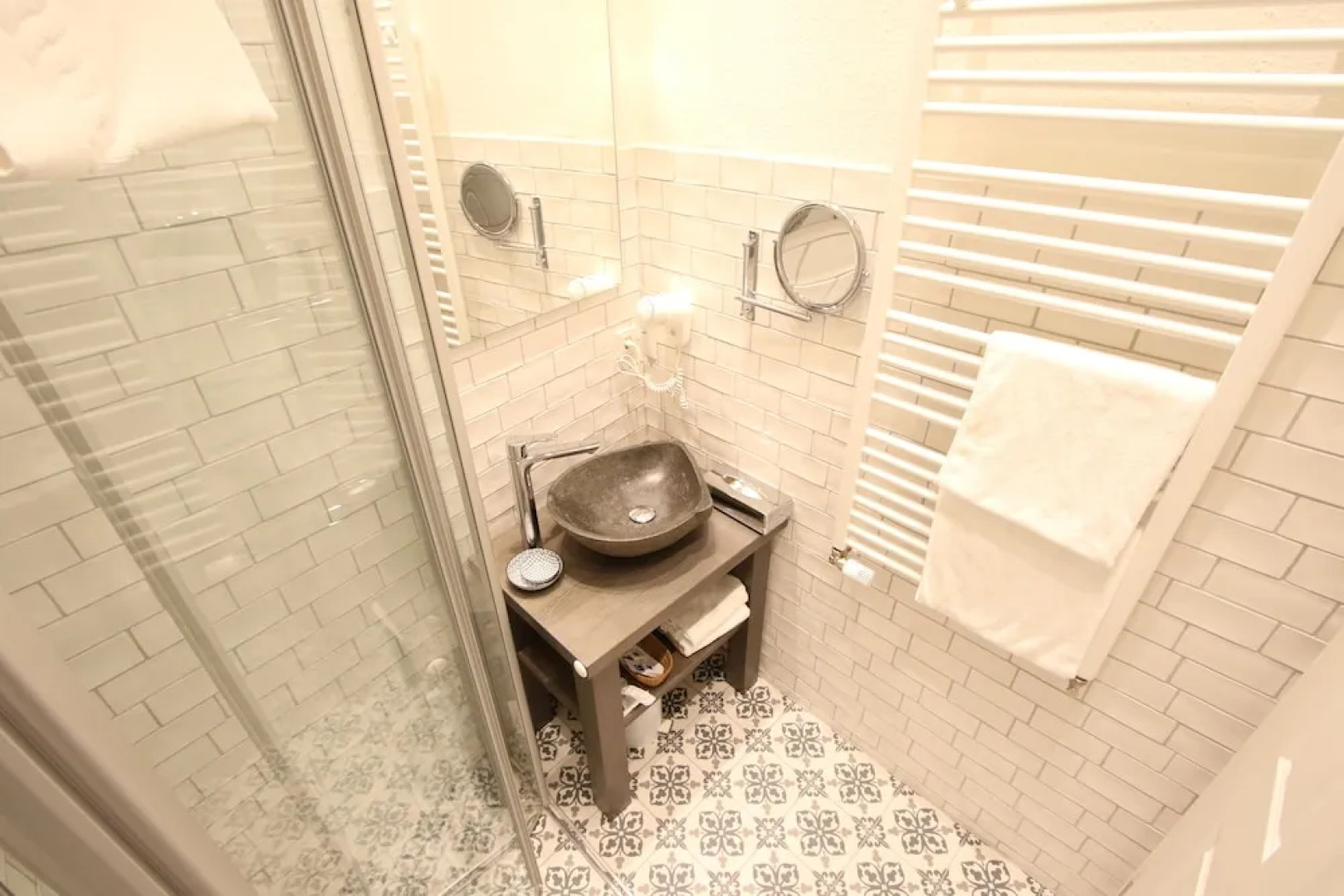 Hotel Am Kaponier GmbH