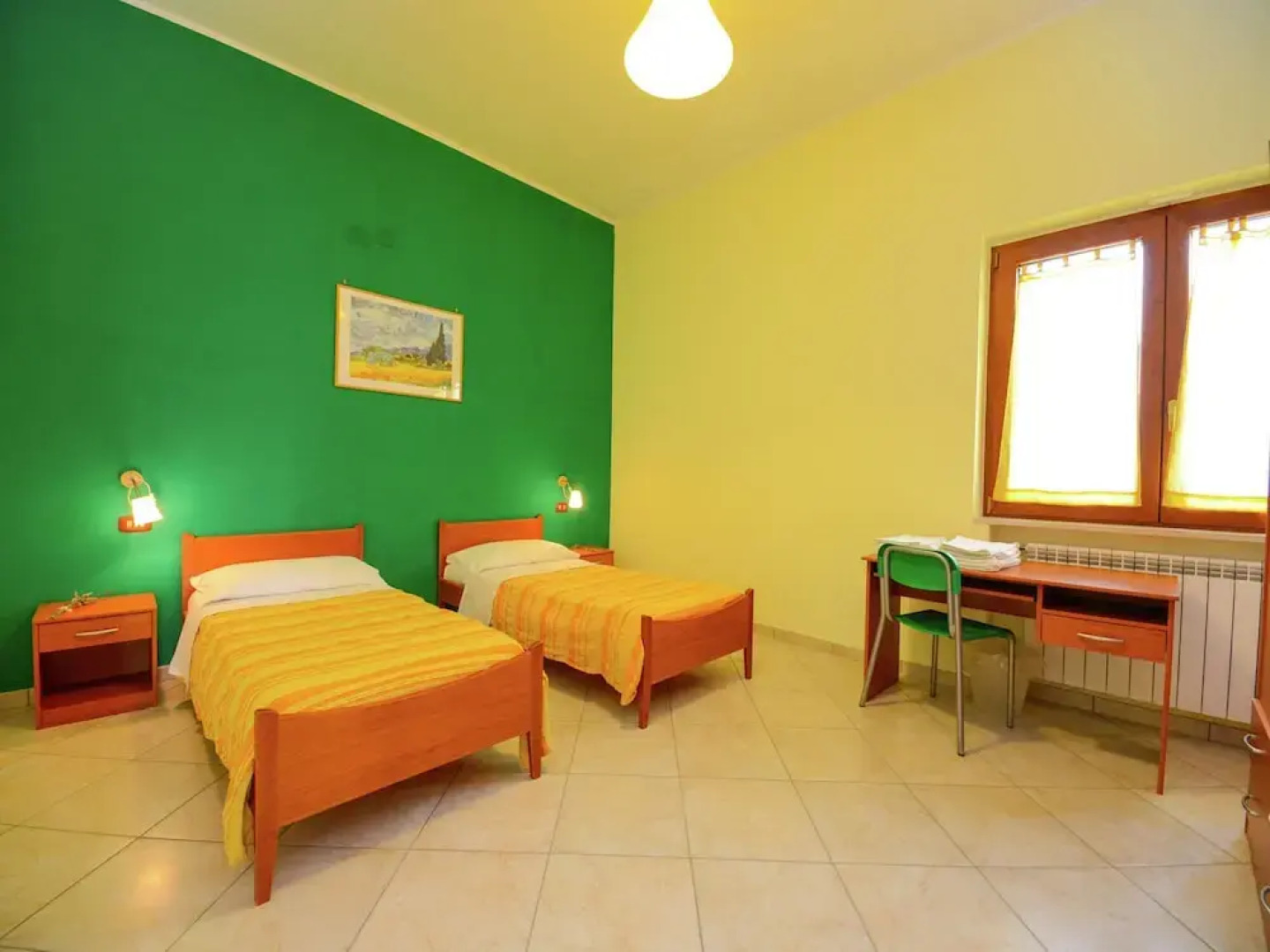 Apartment With Lovely Pool