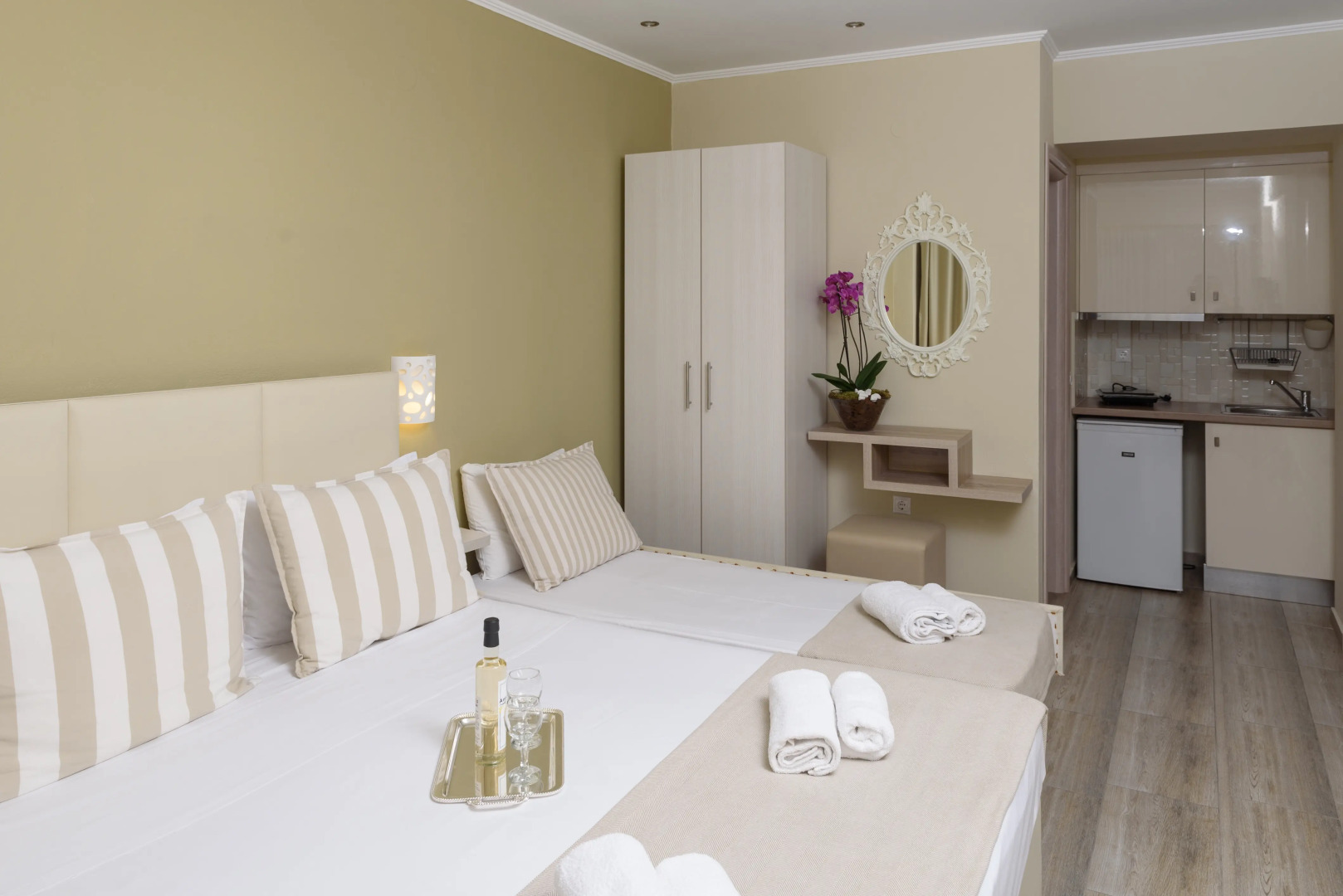 Ammos Beach Seaside Luxury Suites Hotel