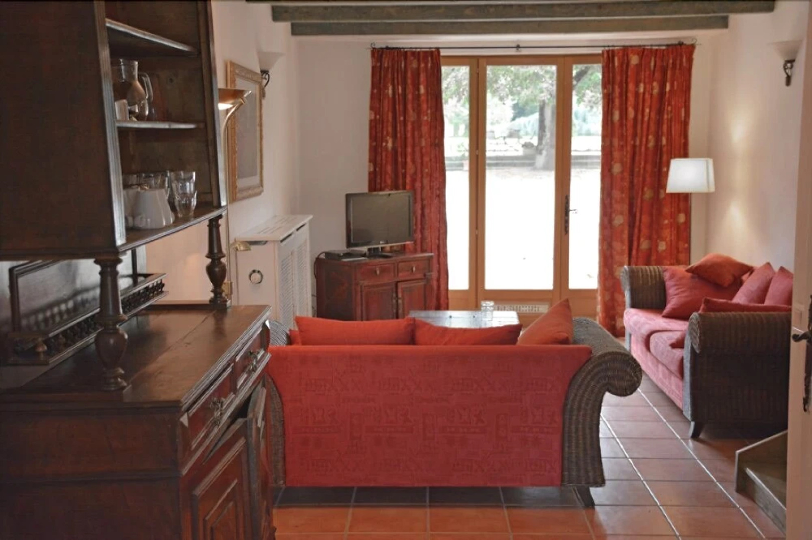 Holiday apartments at the courtyard of French château