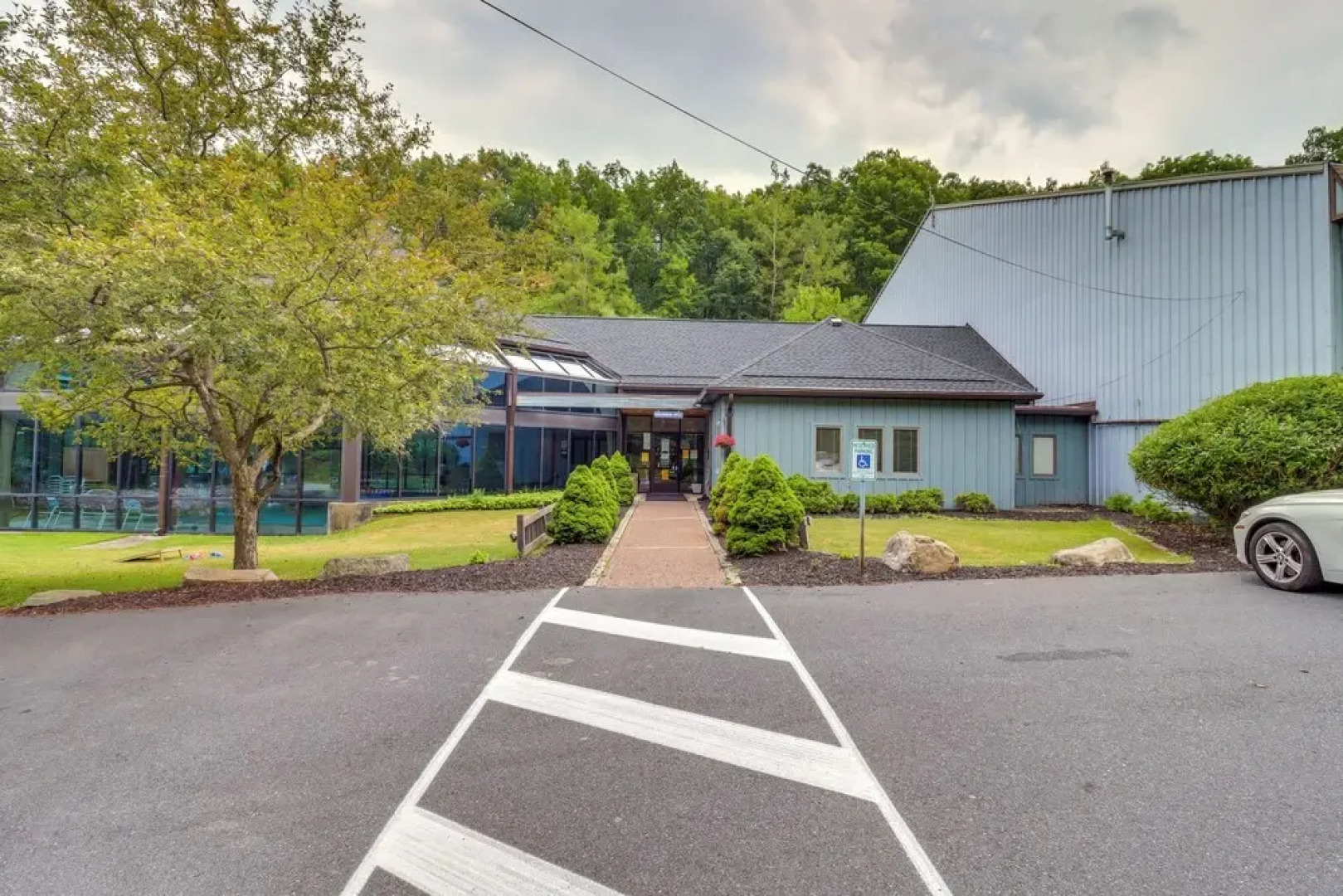 1 Mi to Camelback Resort: Tannersville Townhome