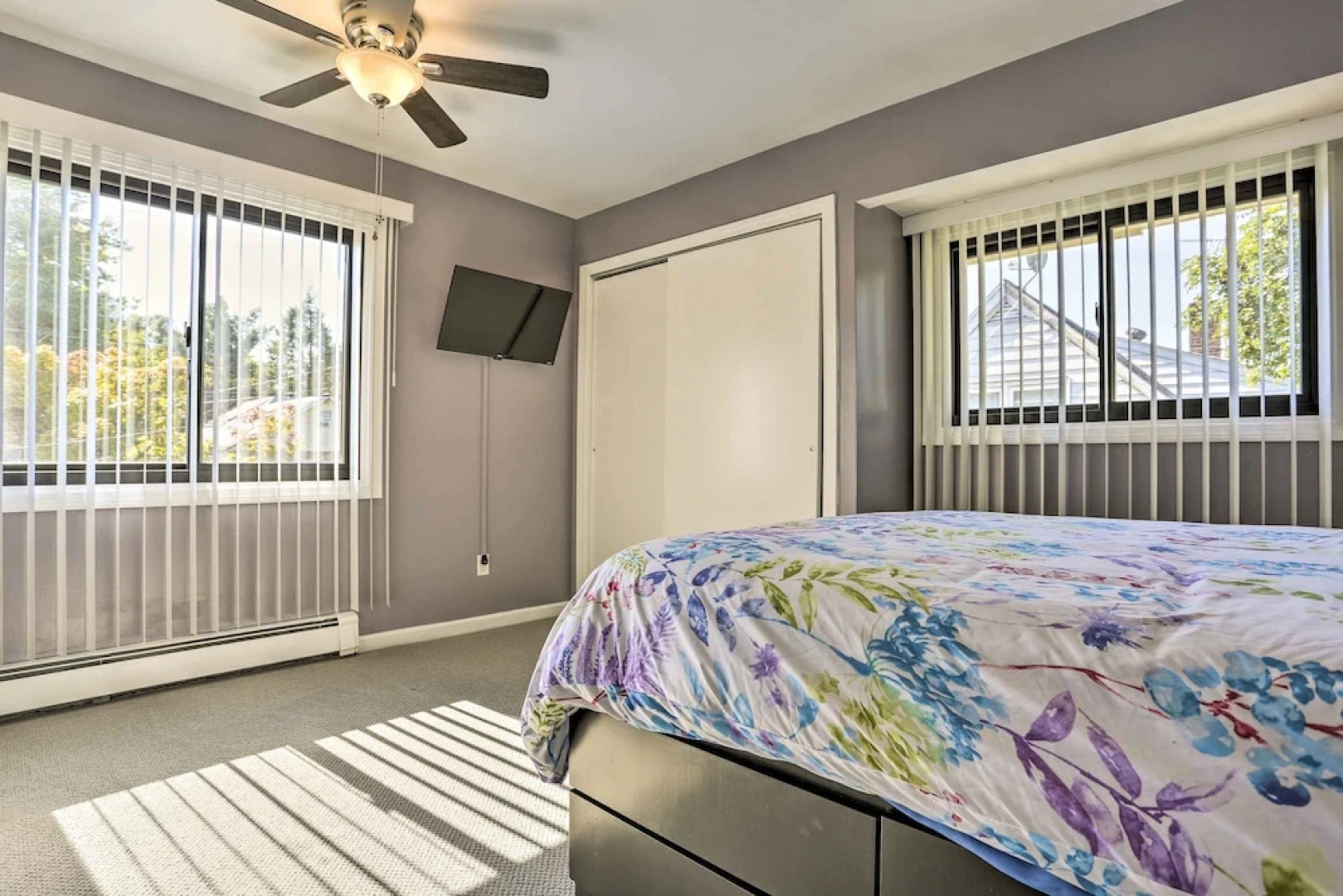 Vibrant Teaneck Home ~ 12 Mi to Manhattan!