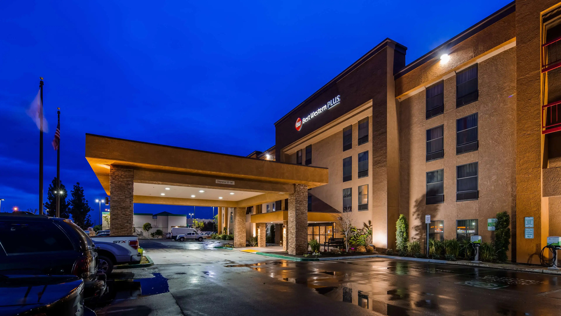 Best Western Plus Fresno Airport Hotel