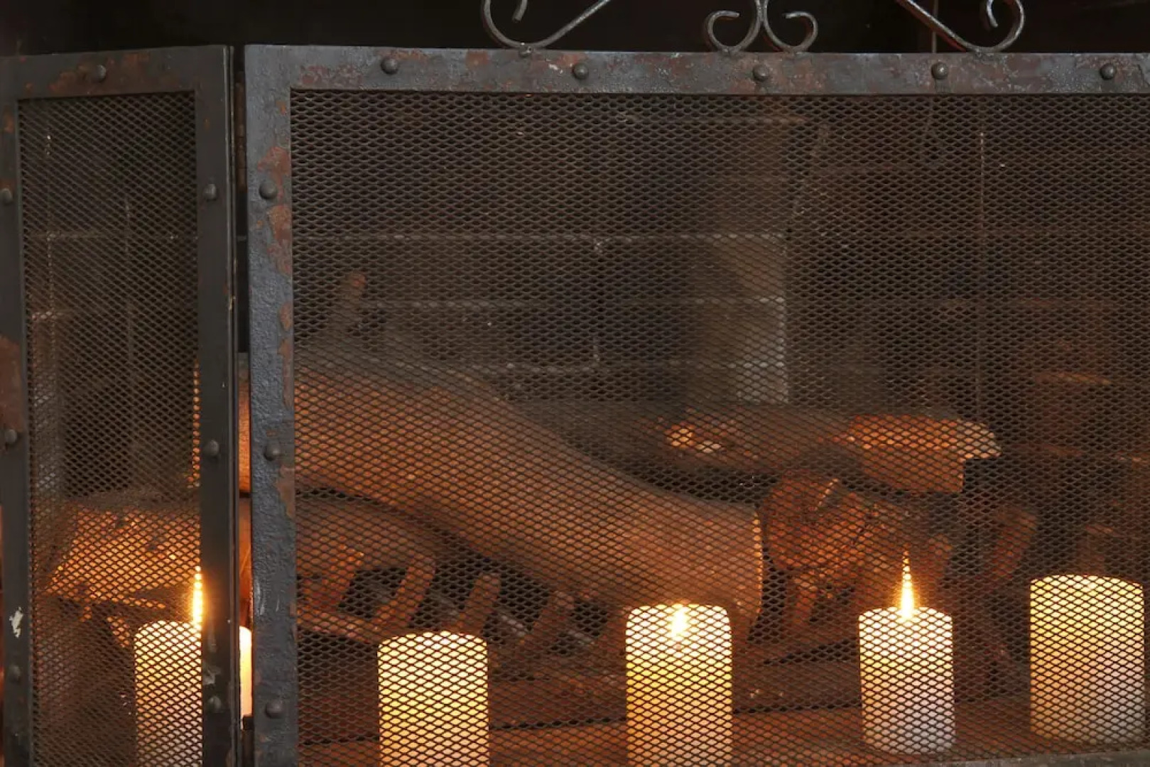 Athens Classic Retro Home