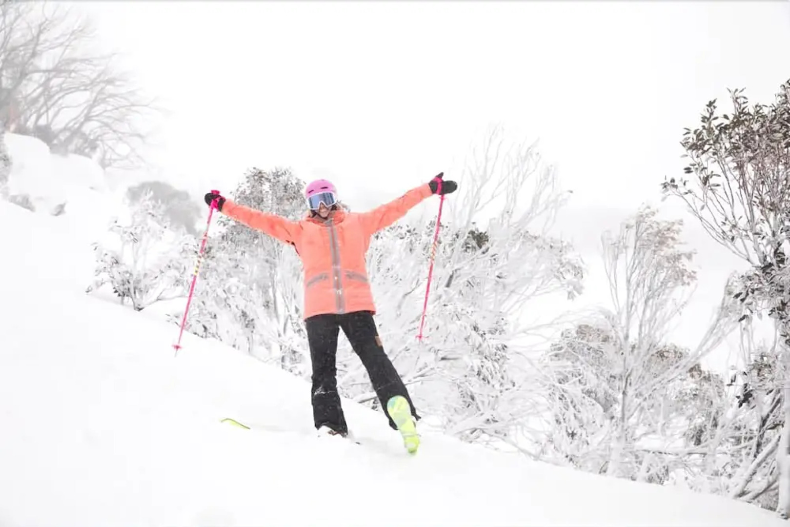 Rimrock - Superior waterfront home