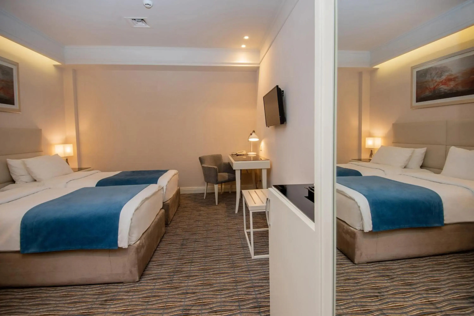 Отель City Avenue